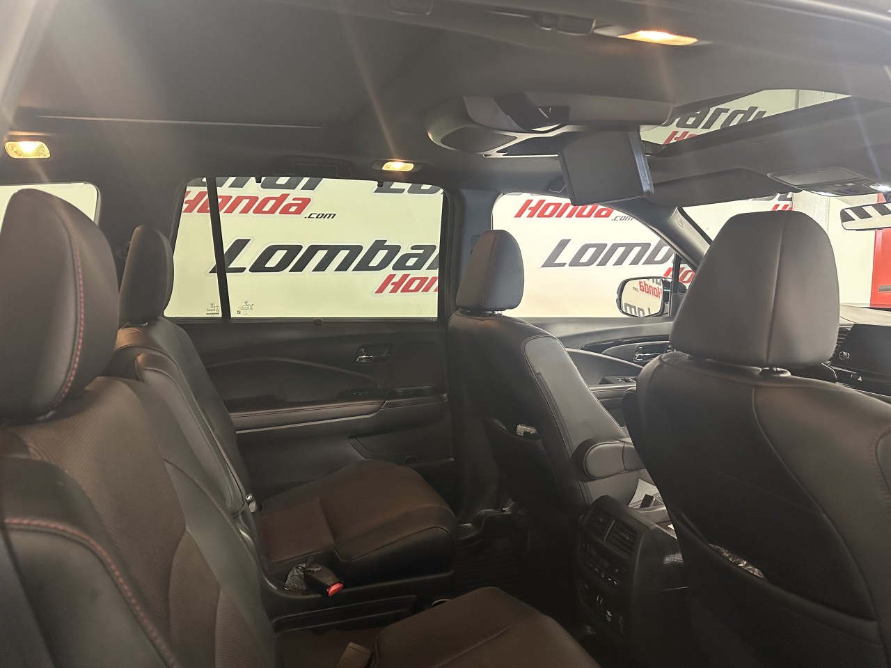2022 Honda Pilot - Image 27