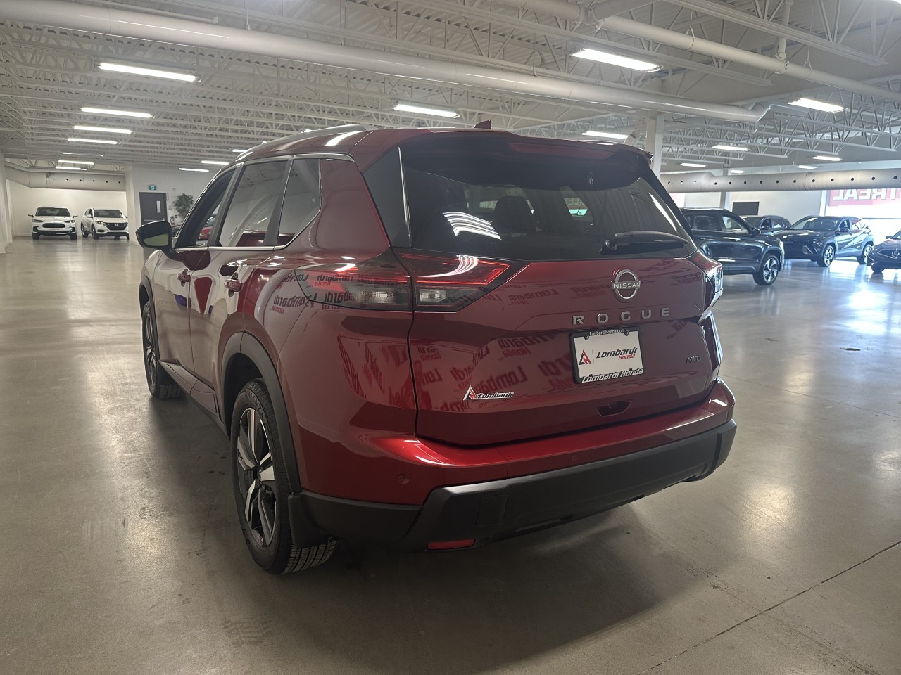 2025 Nissan Rogue - Image 10