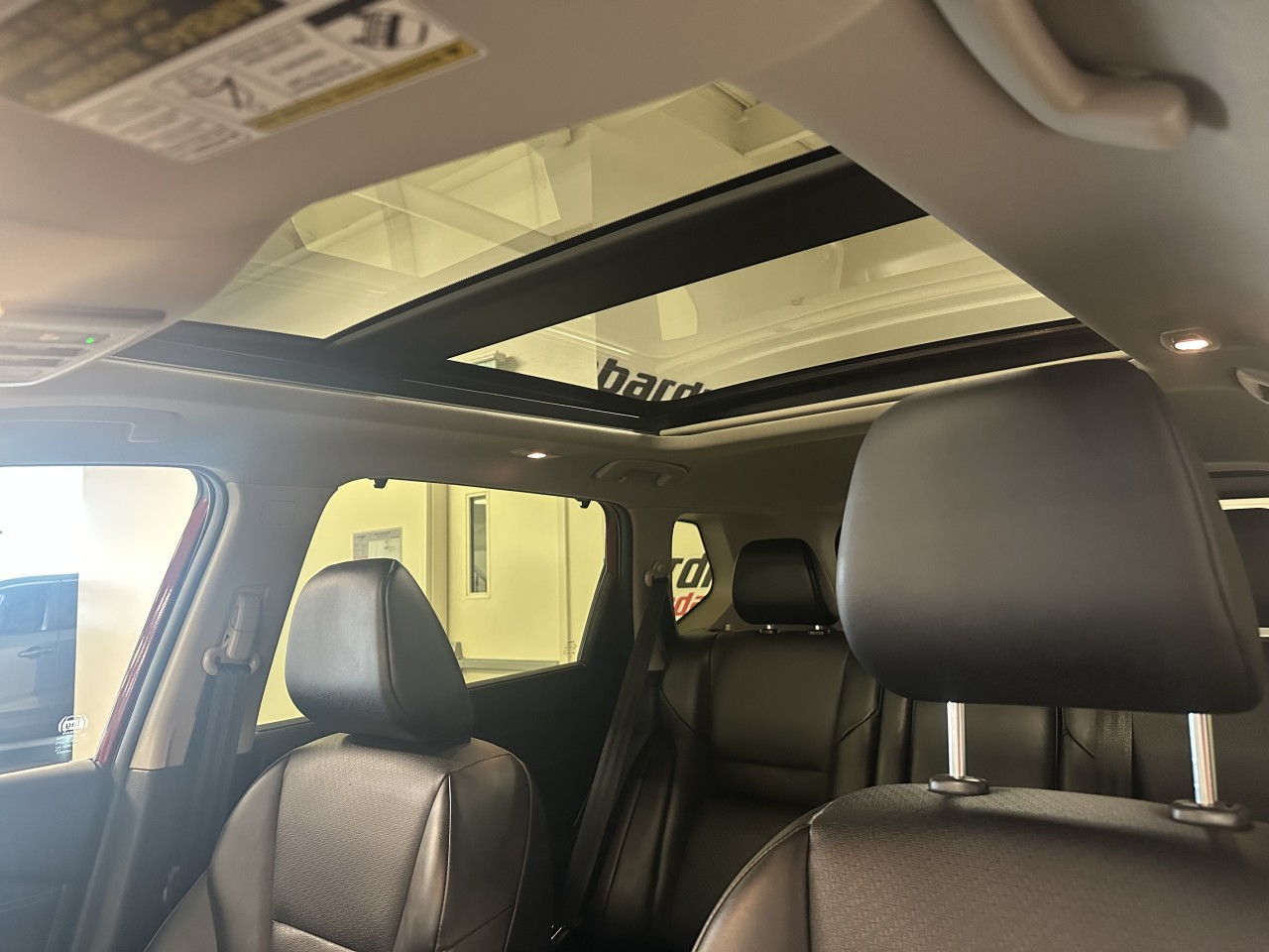 2025 Nissan Rogue - Image 25