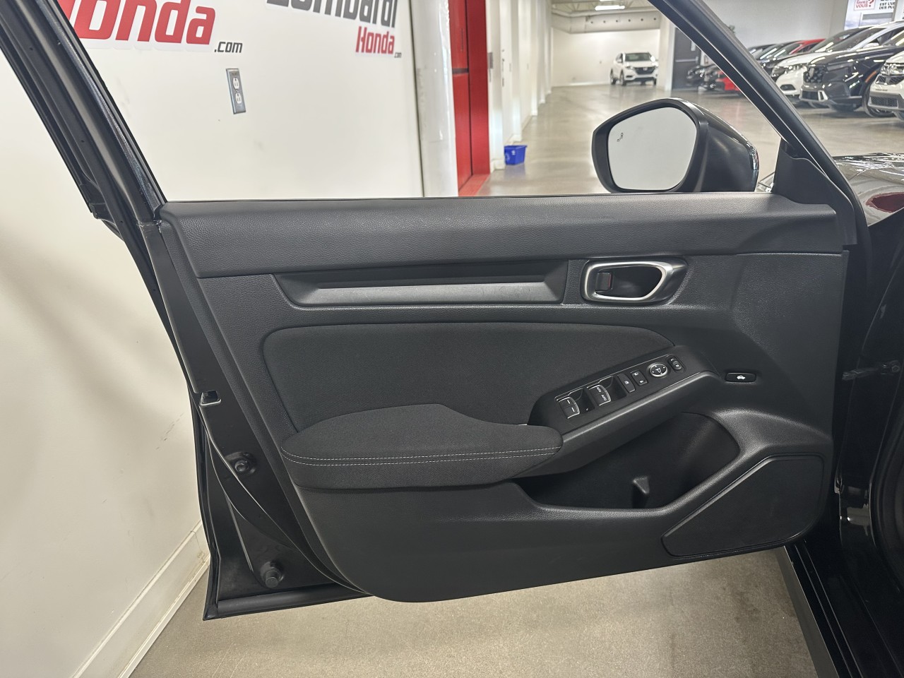 2022 Honda Civic - Image 11
