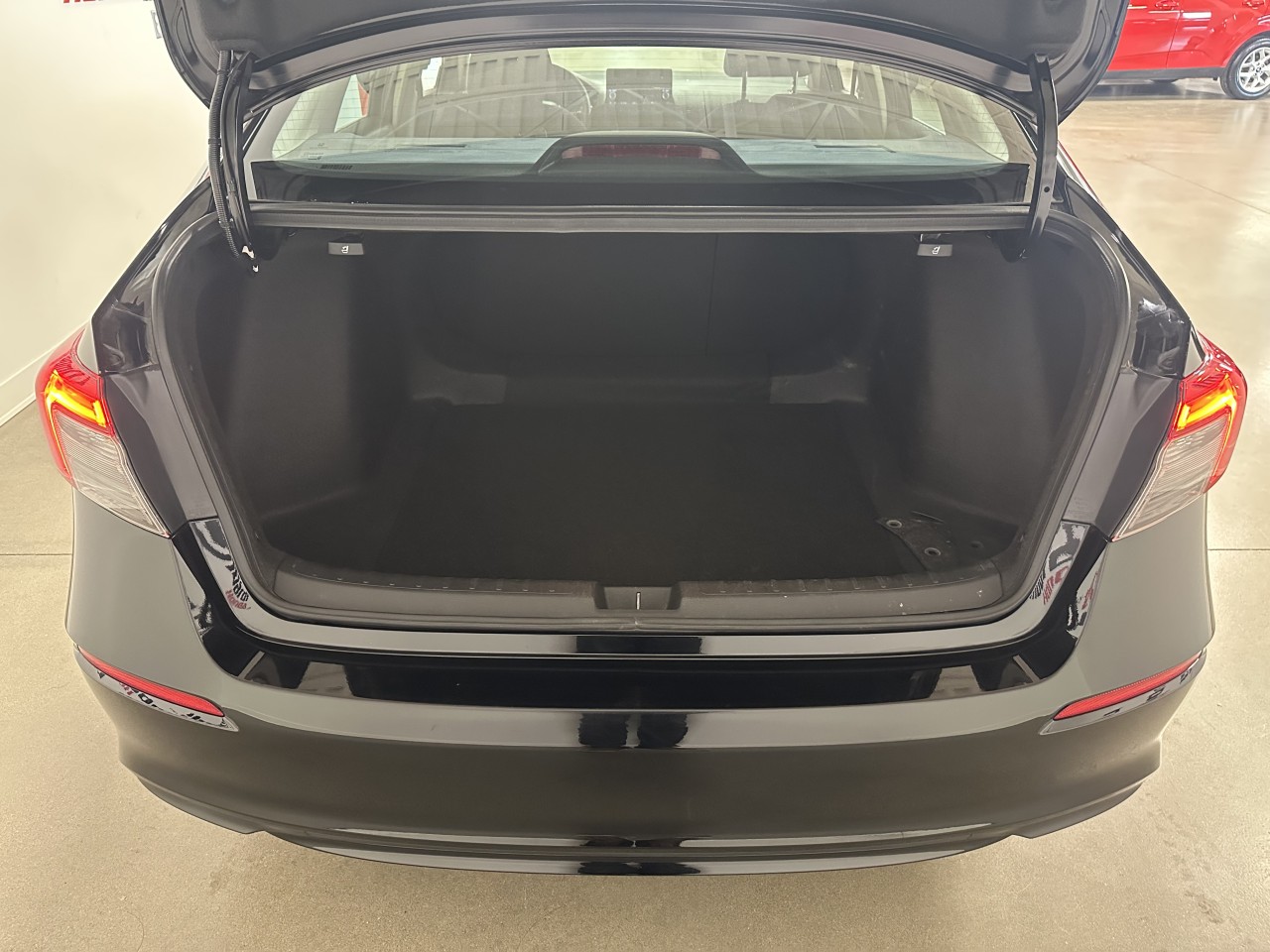 2022 Honda Civic - Image 22