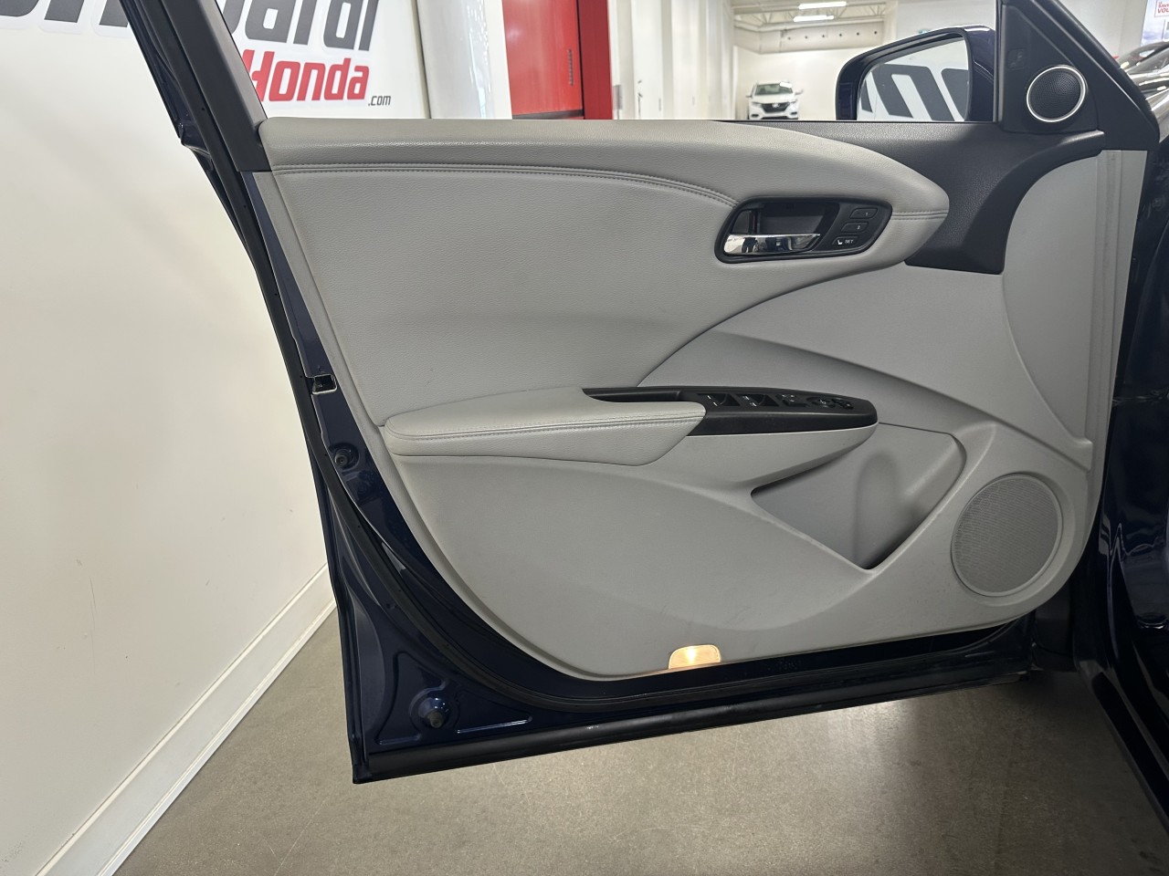 2017 Acura RDX - Image 12