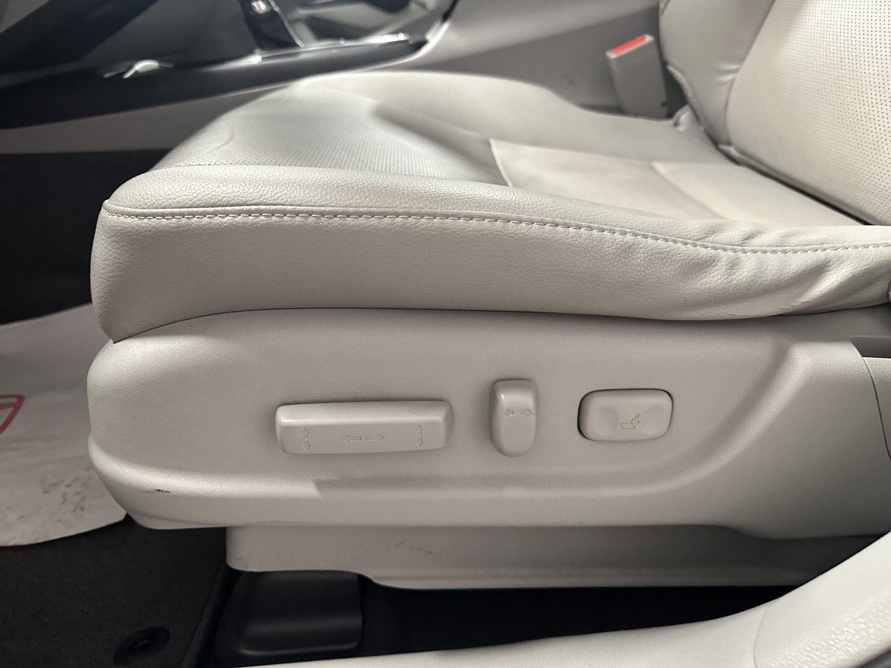 2017 Acura RDX - Image 13