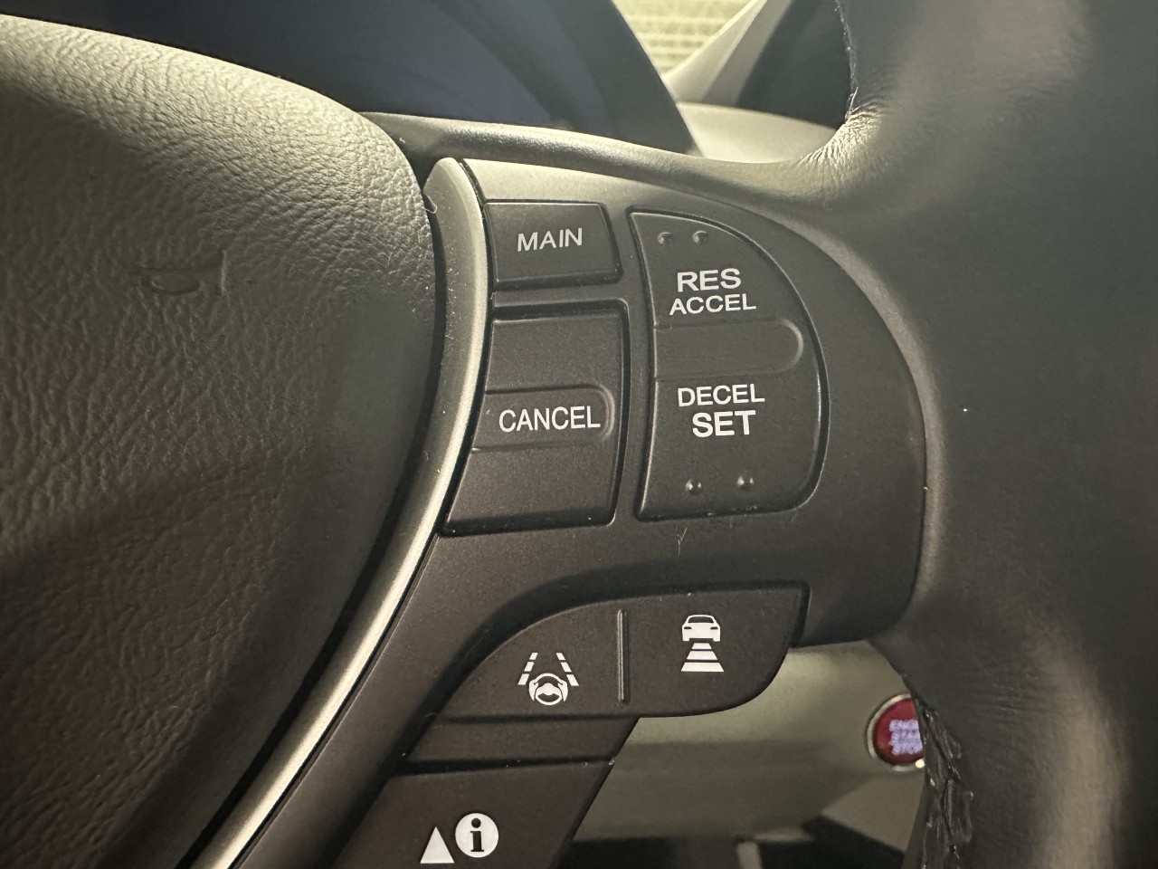 2017 Acura RDX - Image 17