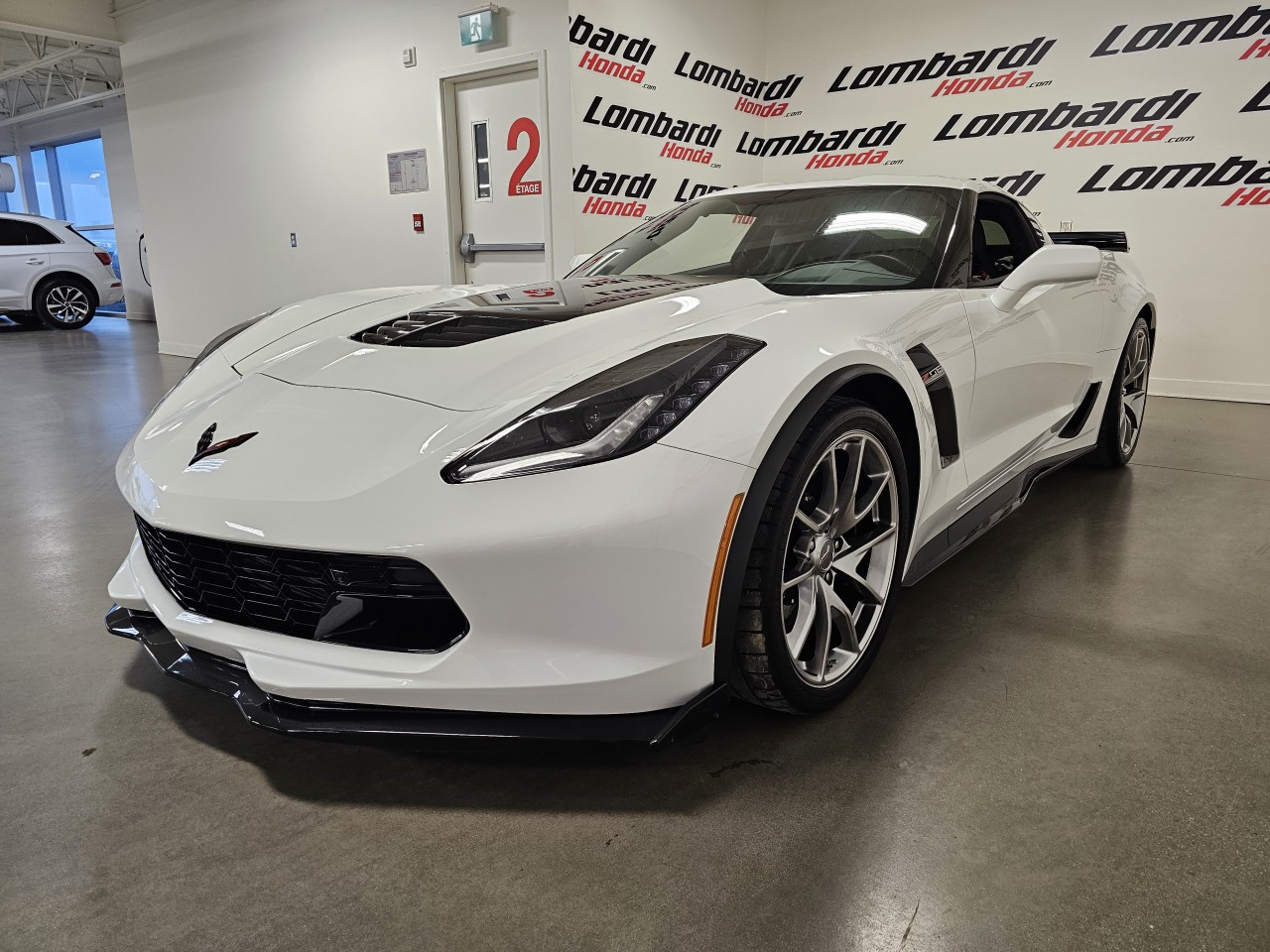 2019 Chevrolet Corvette - Image 11