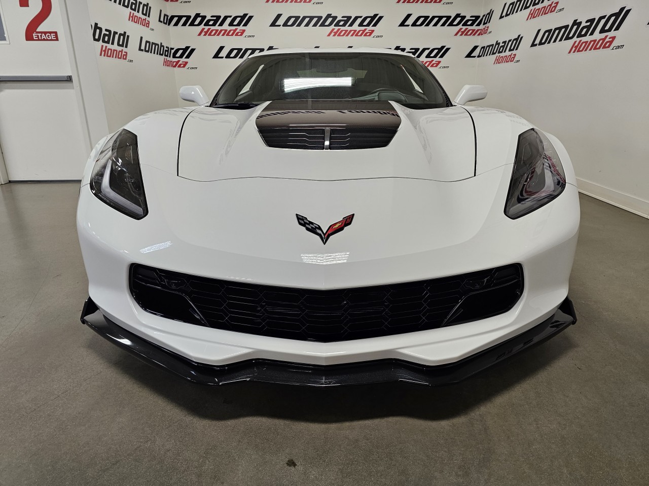 2019 Chevrolet Corvette - Image 12