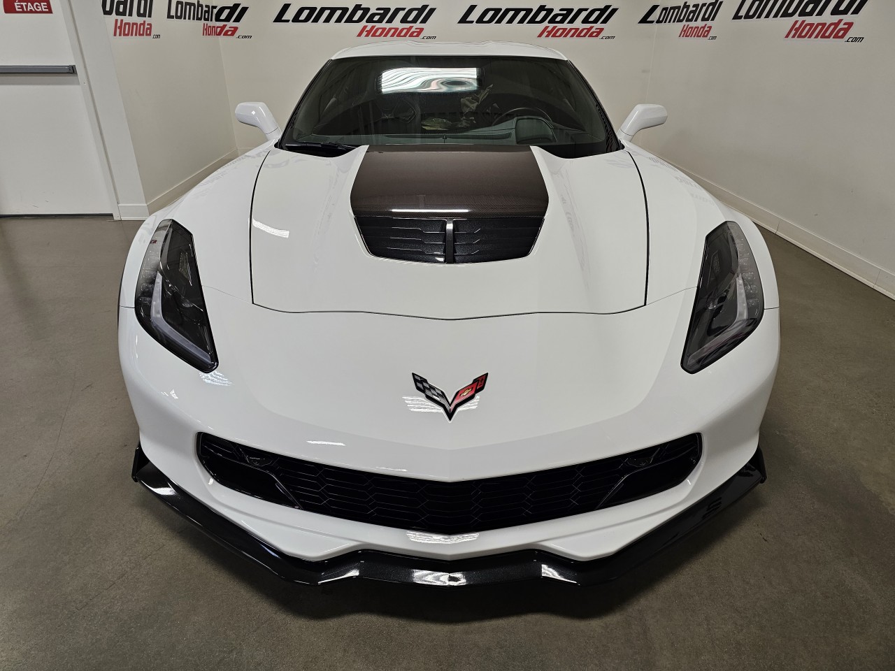 2019 Chevrolet Corvette - Image 13