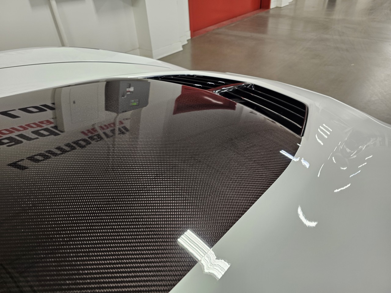 2019 Chevrolet Corvette - Image 14