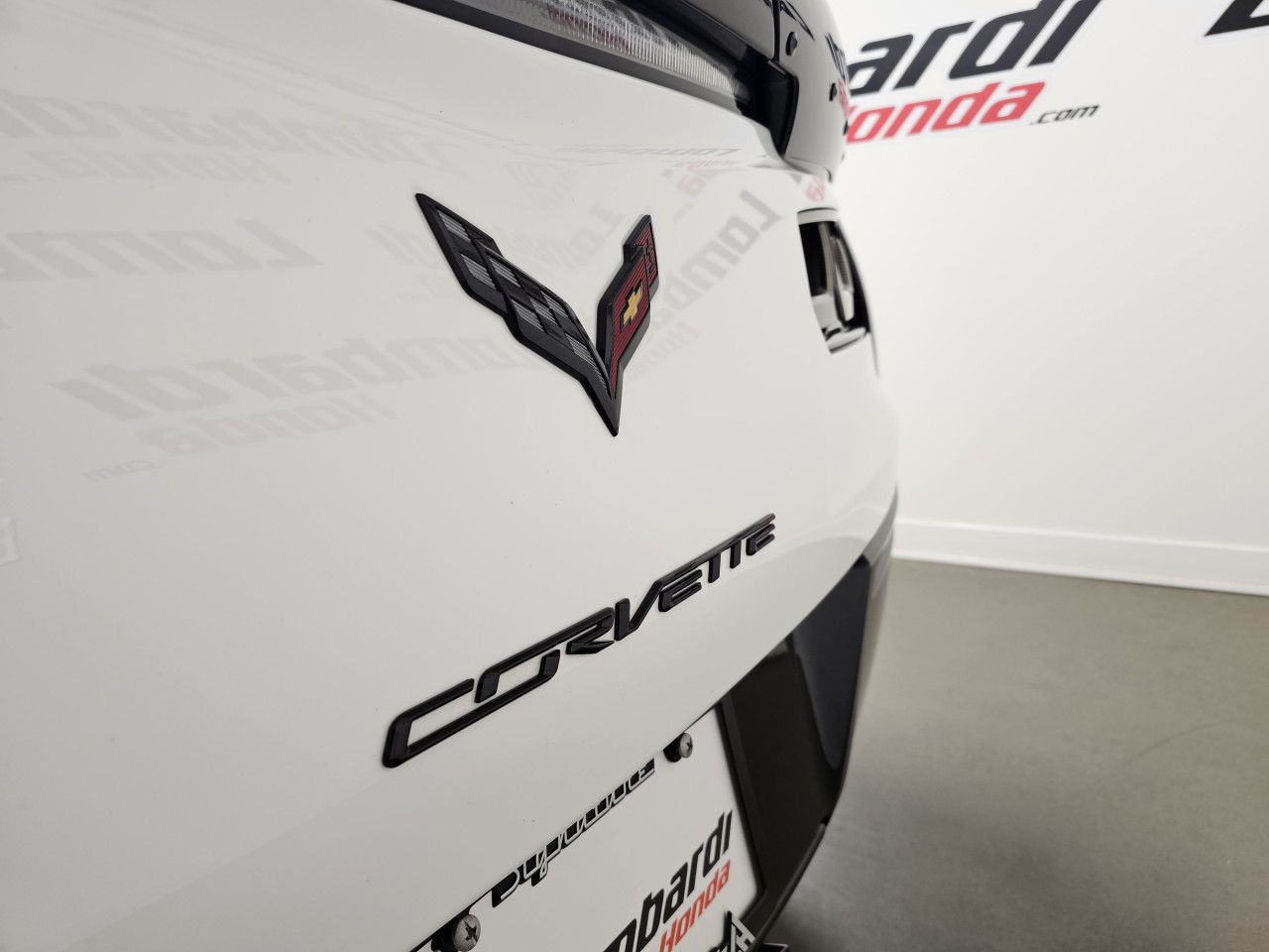 2019 Chevrolet Corvette - Image 18