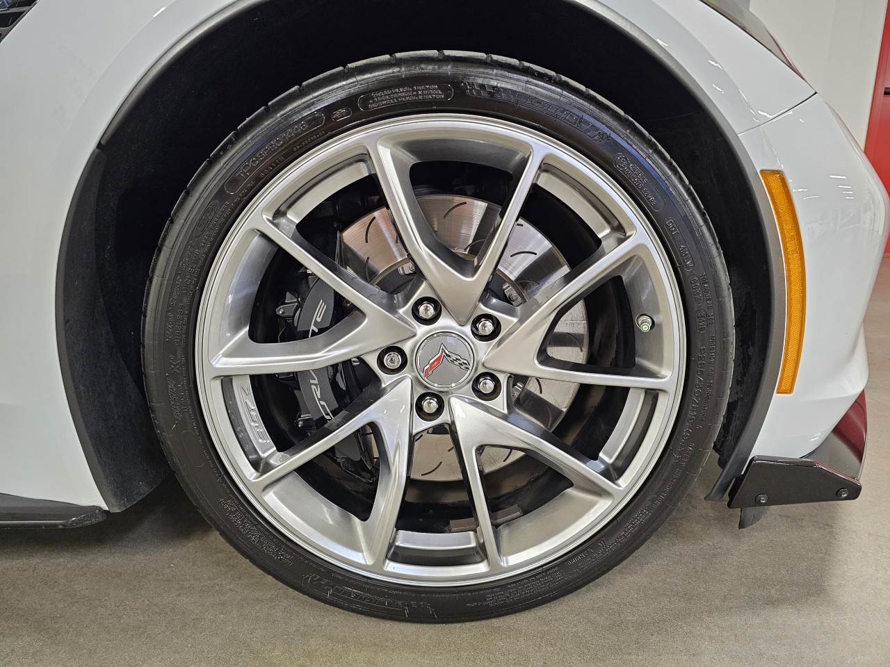 2019 Chevrolet Corvette - Image 24