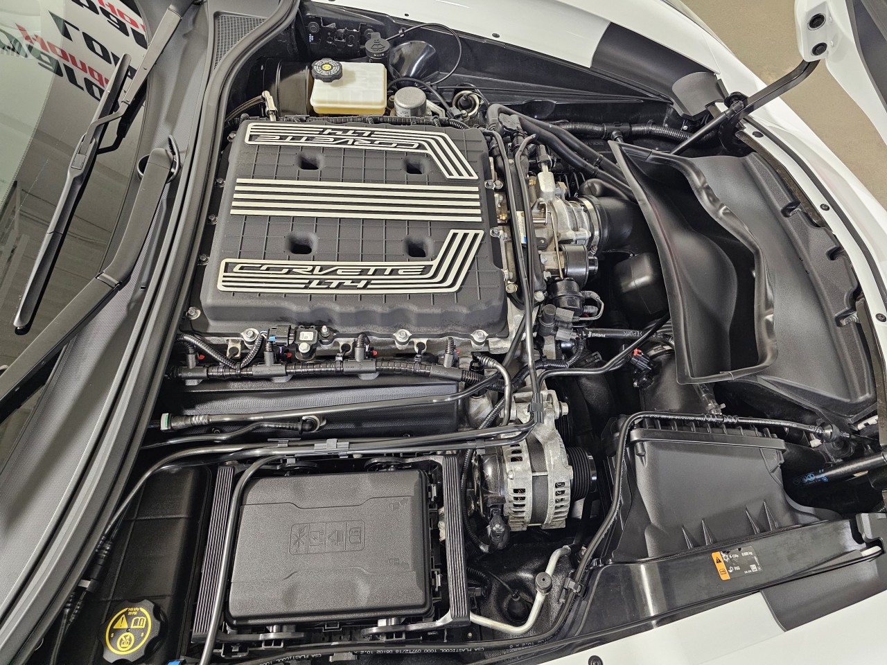 2019 Chevrolet Corvette - Image 32