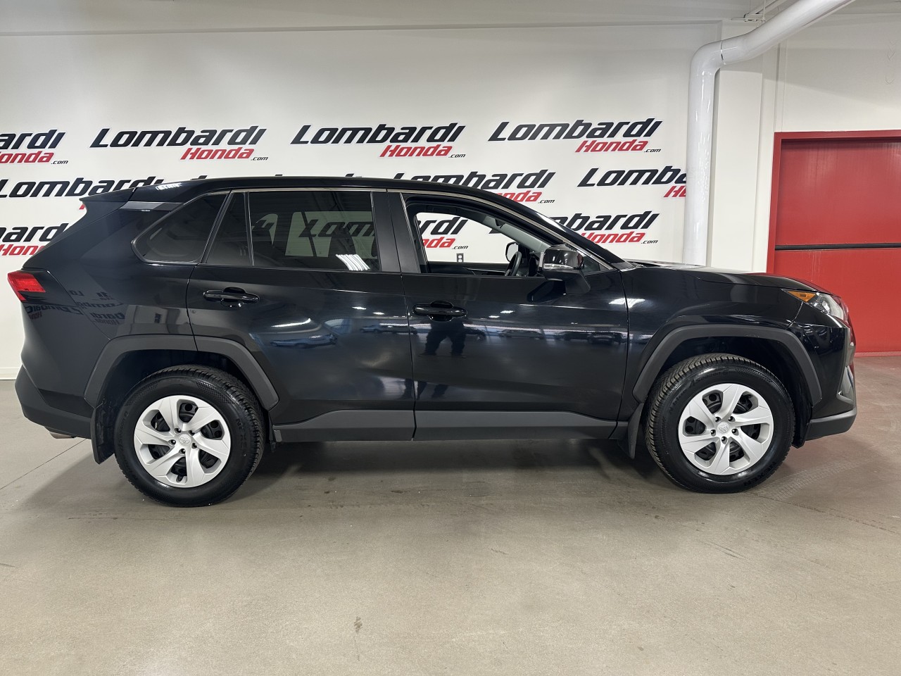 2024 Toyota RAV4 - Image 5