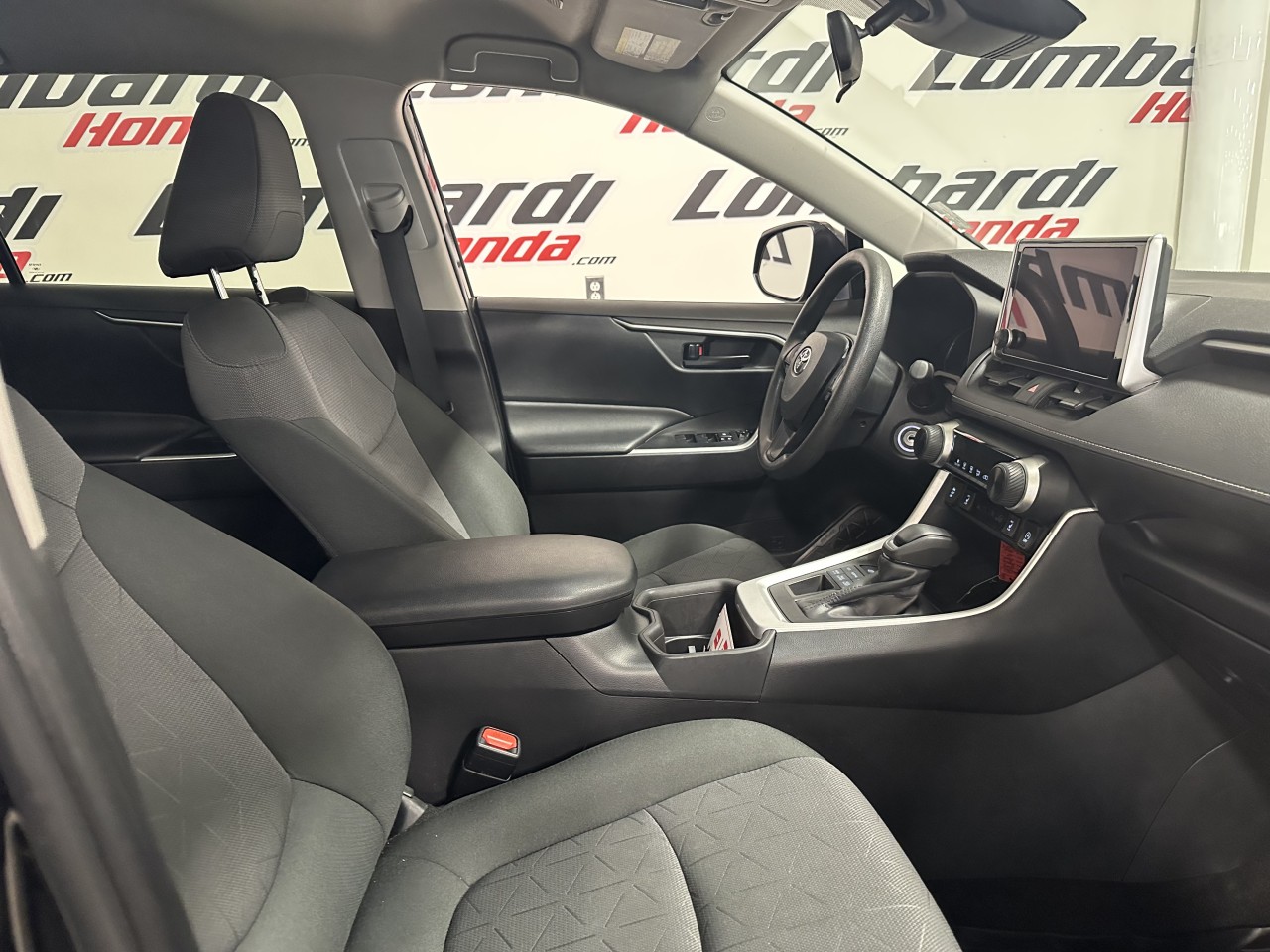 2024 Toyota RAV4 - Image 22