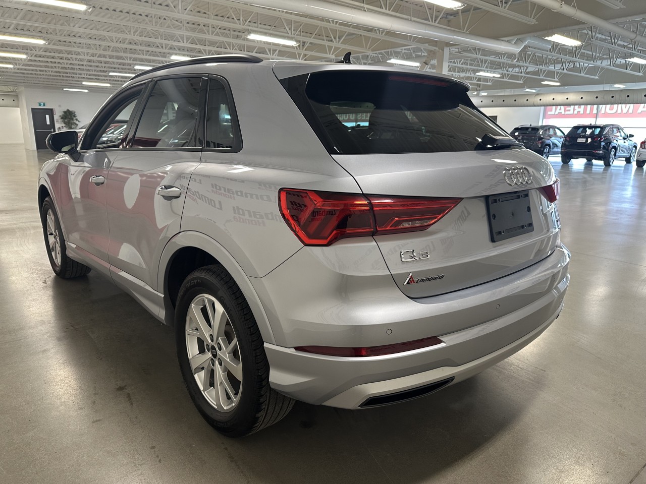 2025 Audi Q3 - Image 10