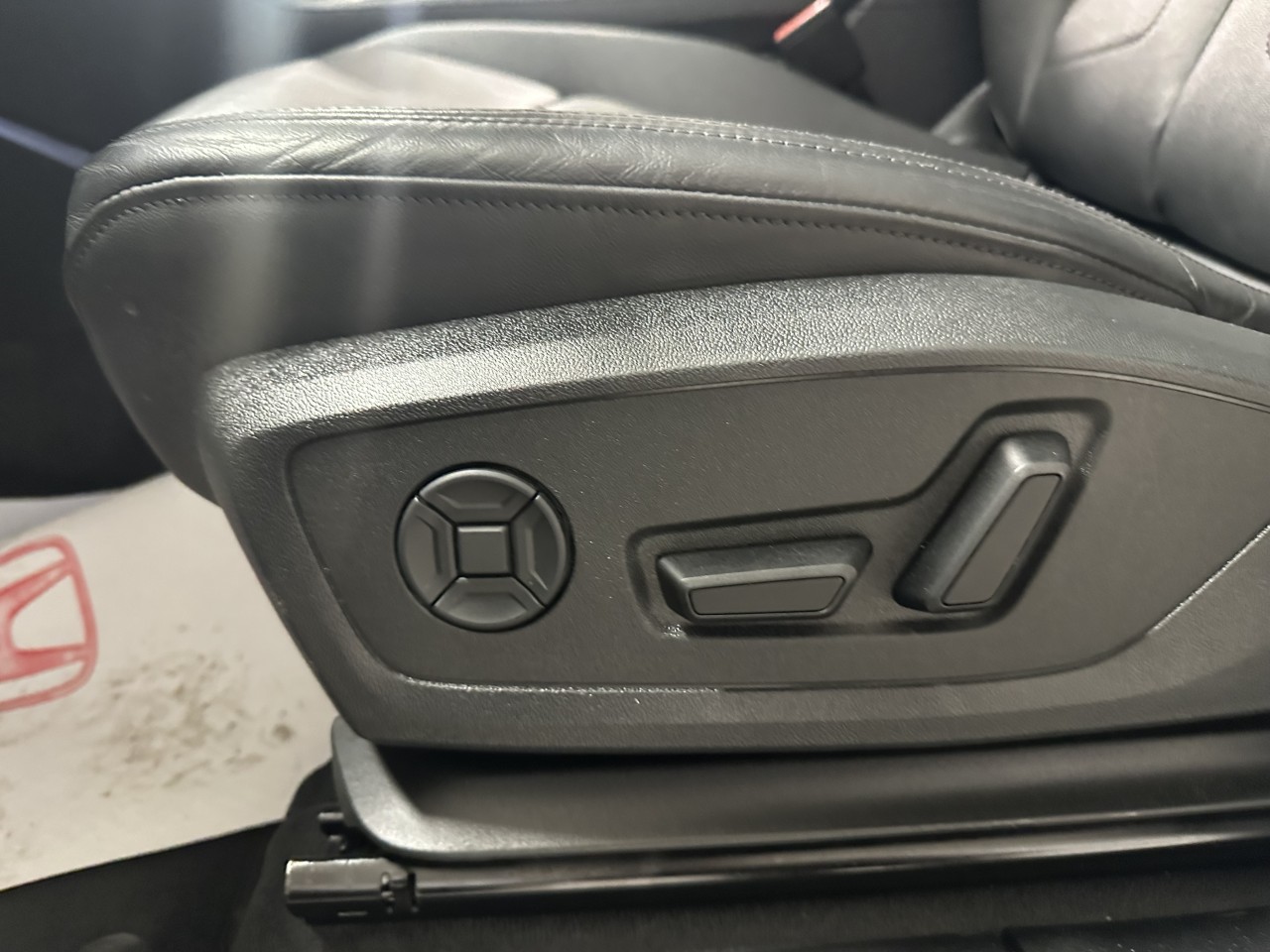 2025 Audi Q3 - Image 12