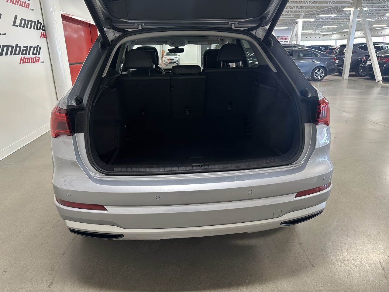 2025 Audi Q3 - Image 20