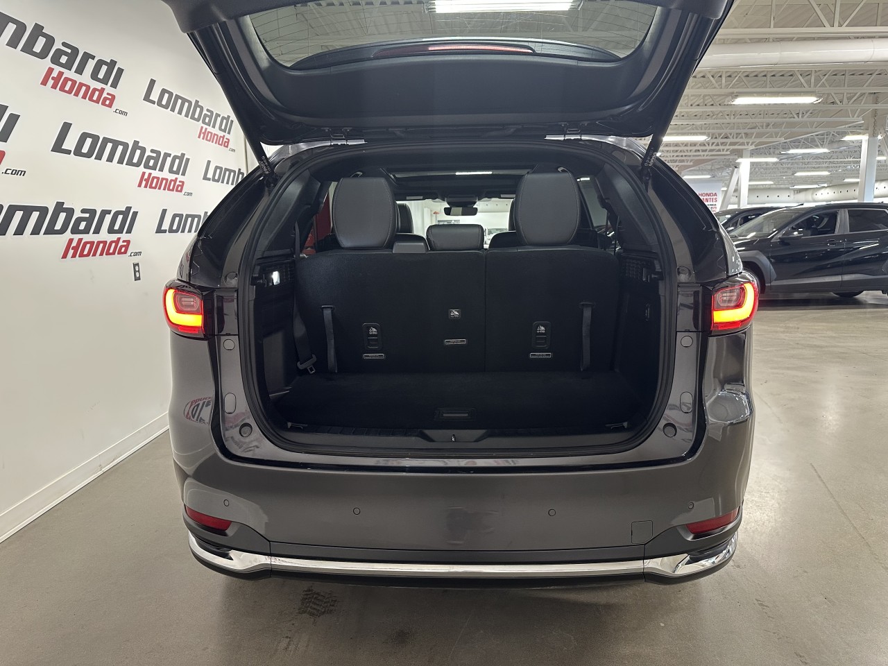 2024 Mazda CX-9 - Image 25