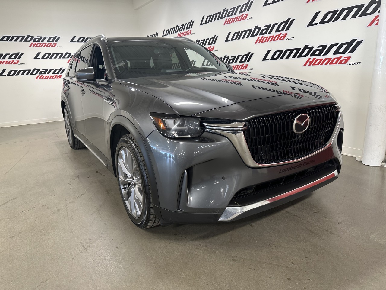 2024 Mazda CX-9 - Image 32