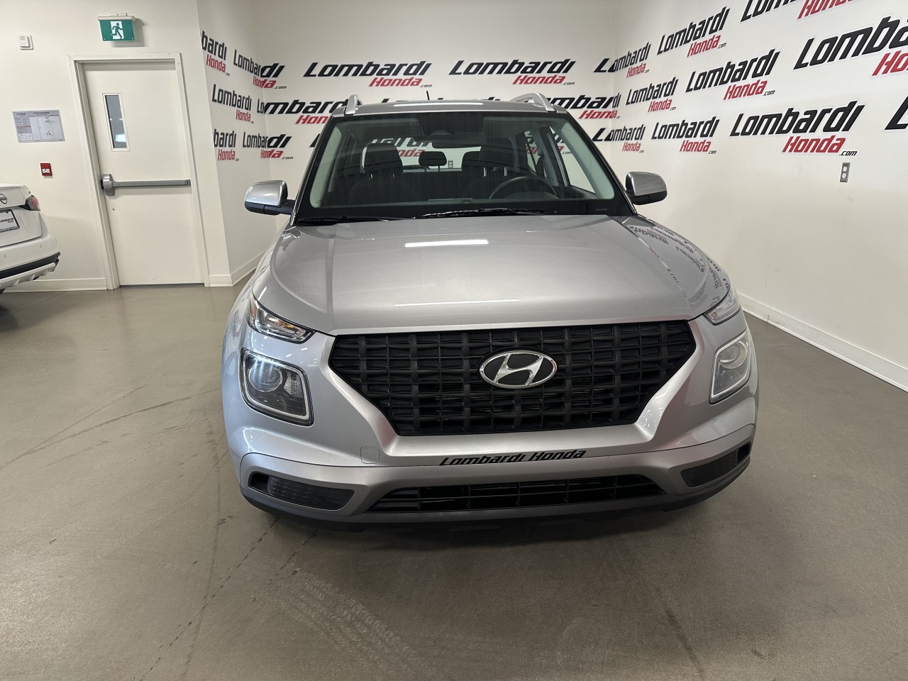 2024 Hyundai Venue - Image 3