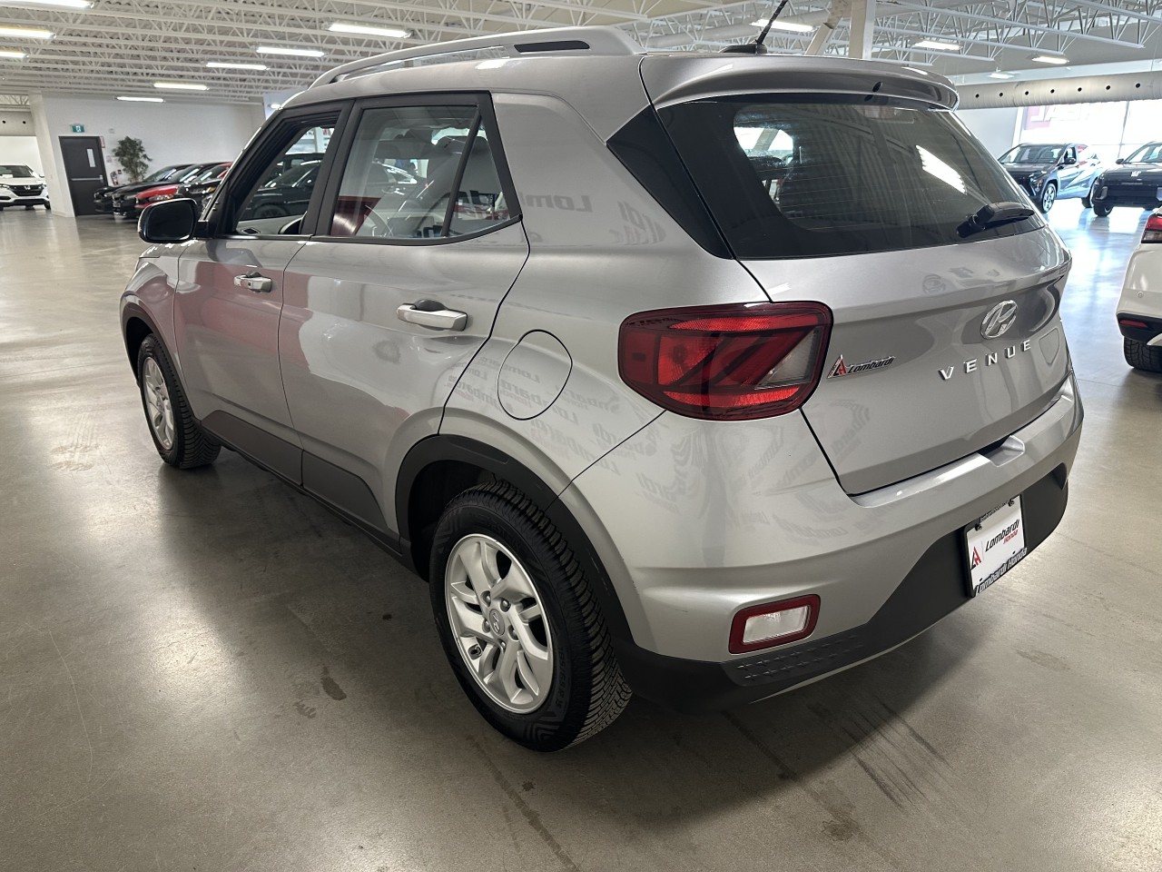 2024 Hyundai Venue - Image 10