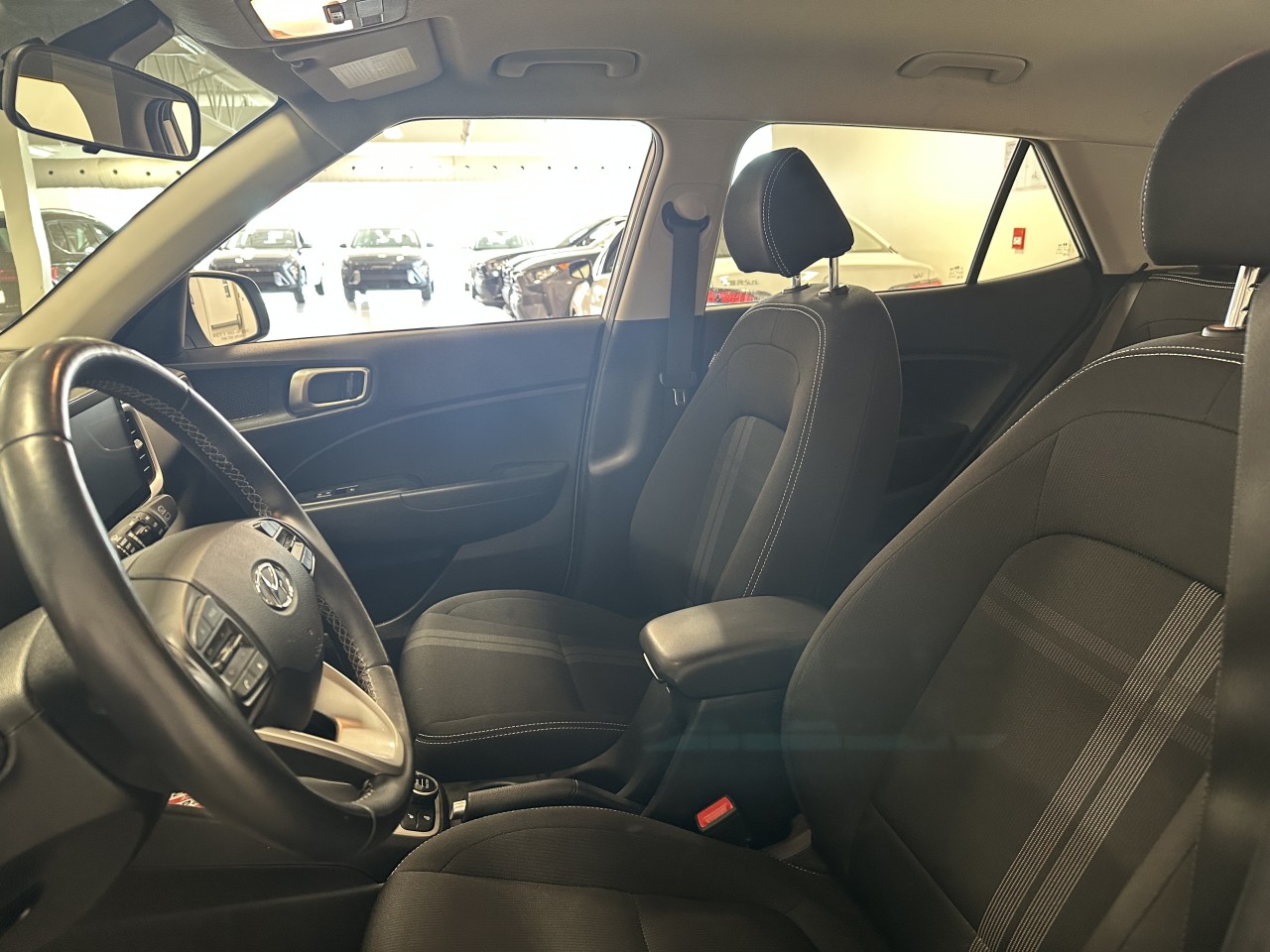2024 Hyundai Venue - Image 13