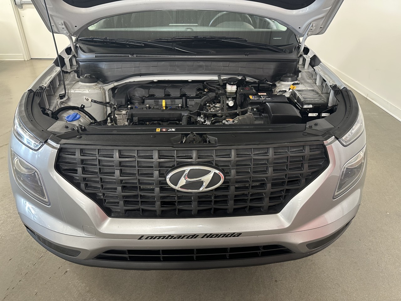 2024 Hyundai Venue - Image 23