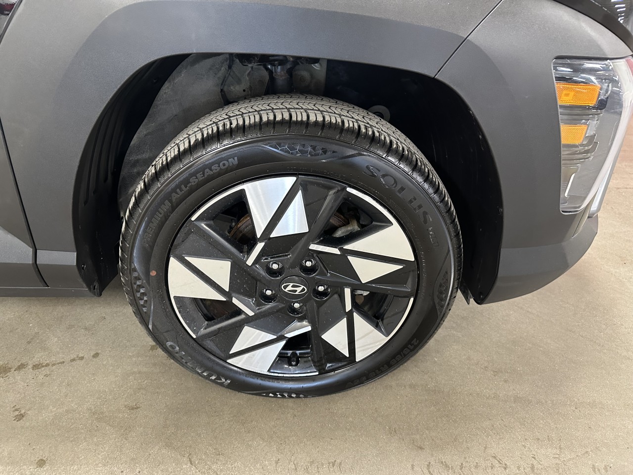 2024 Hyundai Kona - Image 5