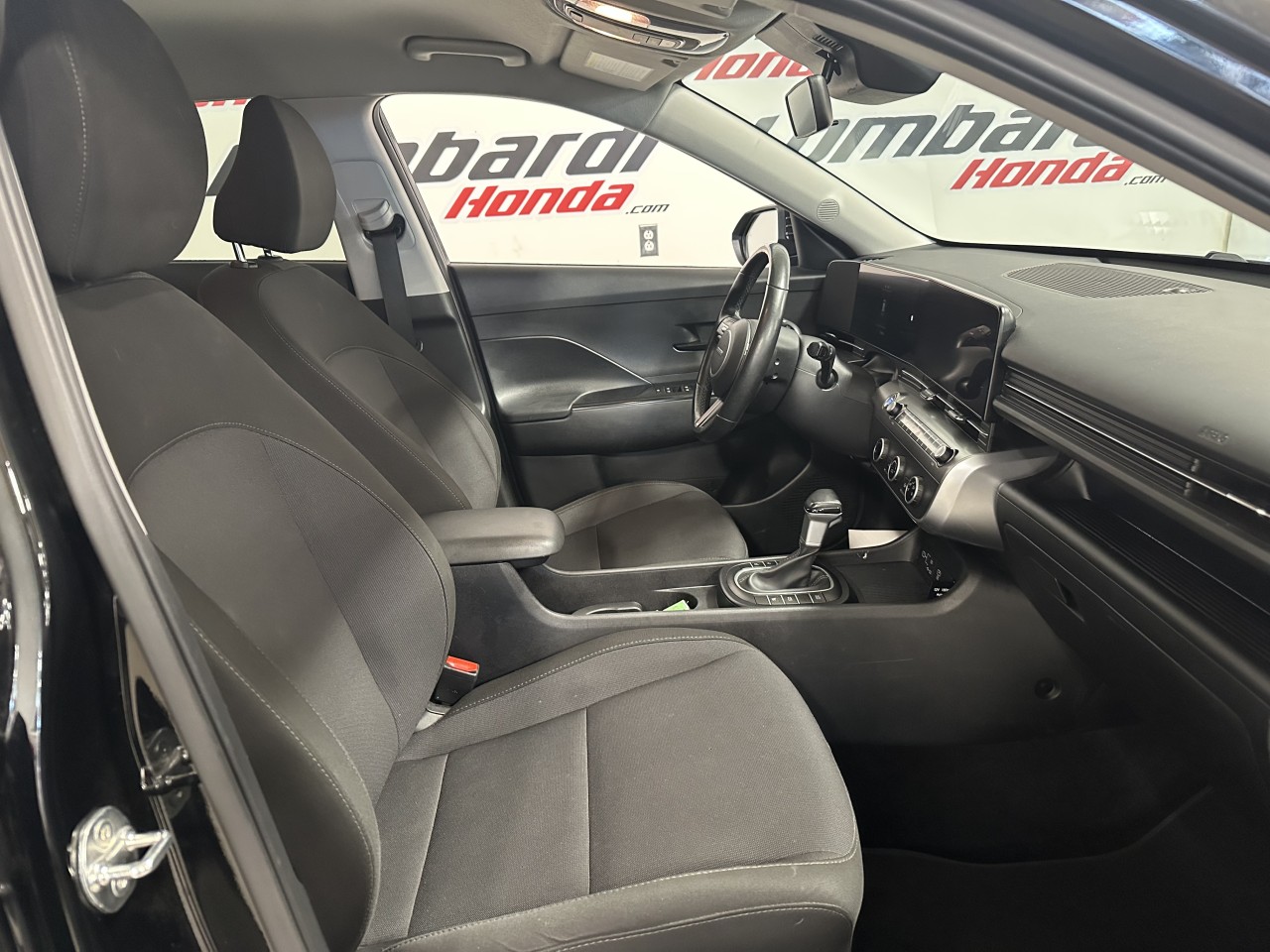 2024 Hyundai Kona - Image 27