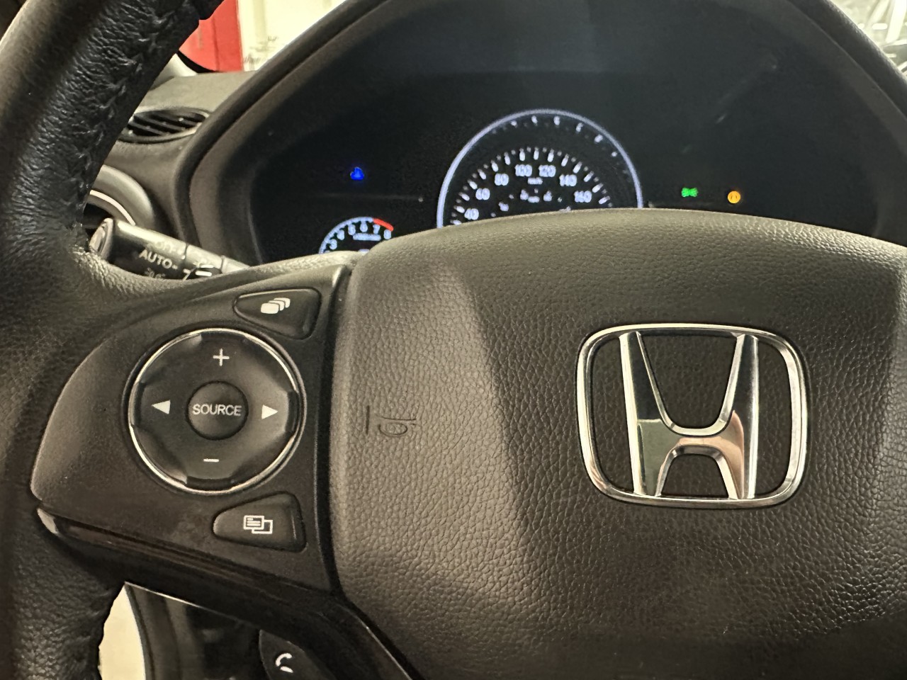 2022 Honda HR-V - Image 12