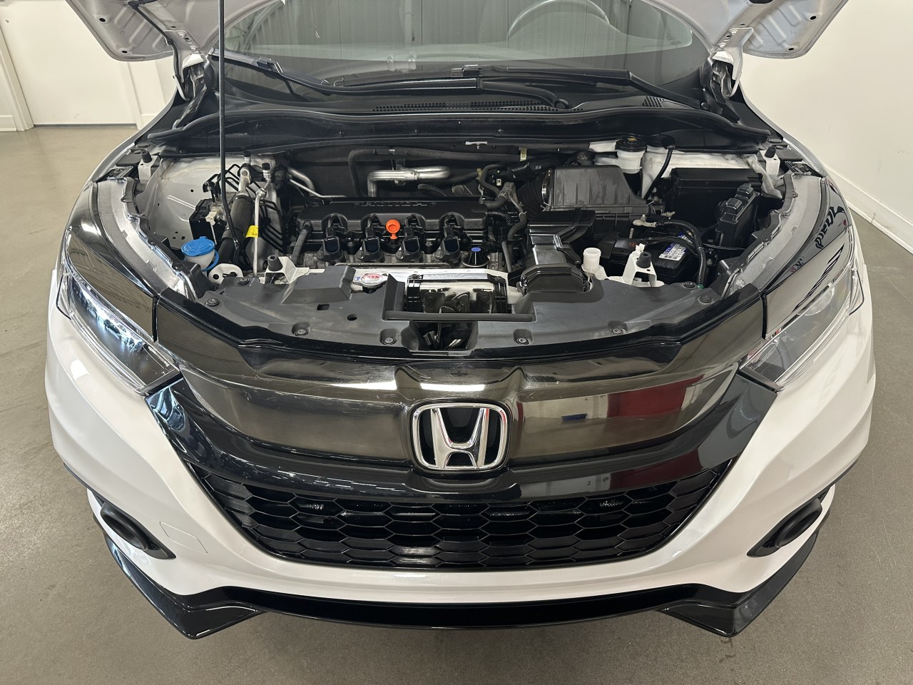 2022 Honda HR-V - Image 21