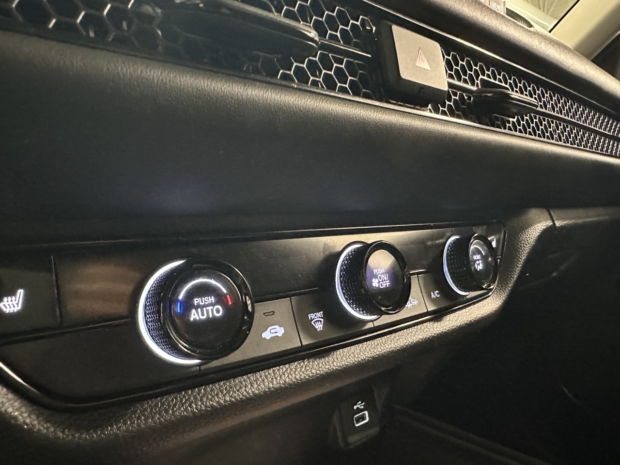 2023 Honda HR-V - Image 16