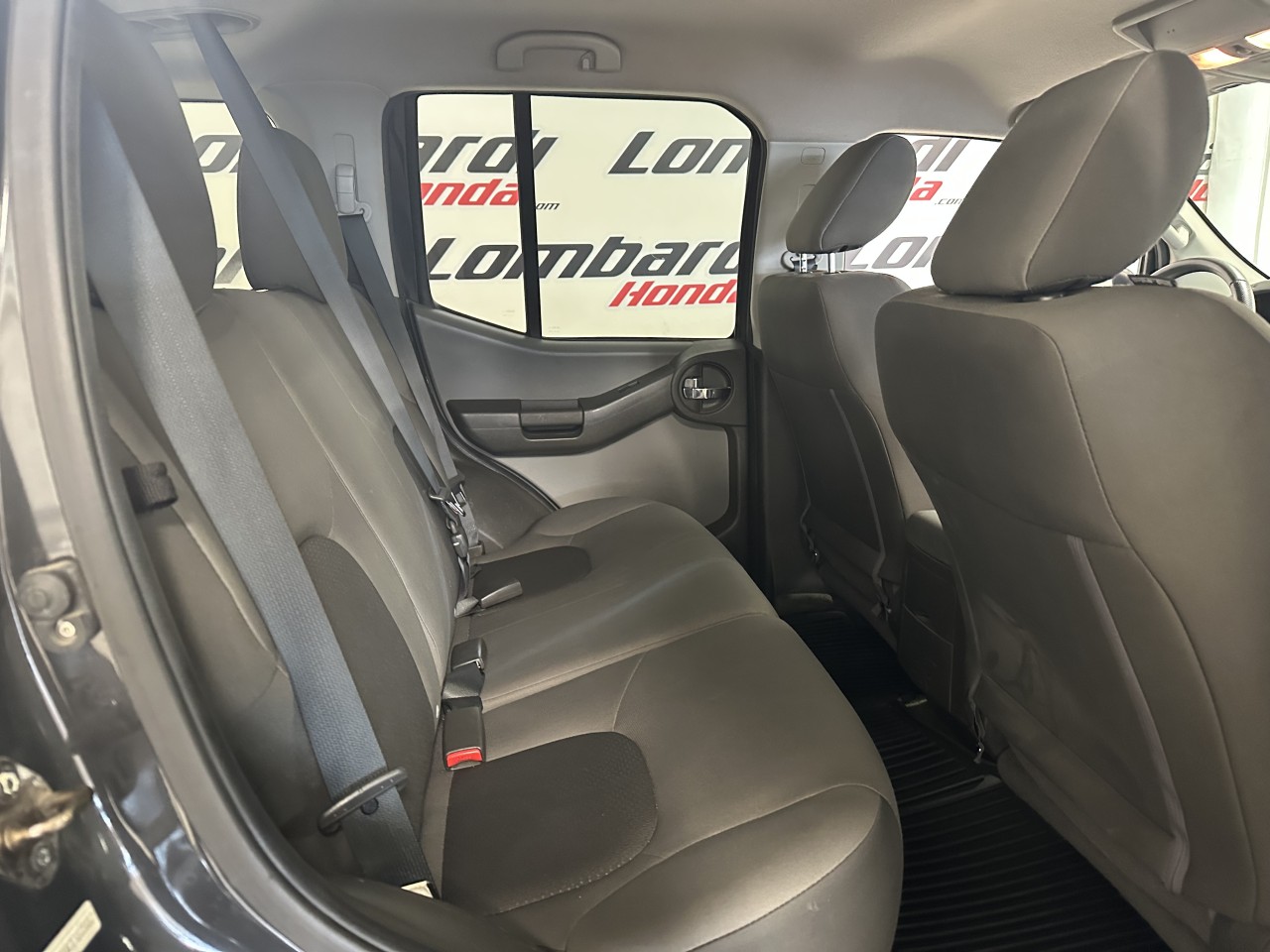 2014 Nissan Xterra - Image 23