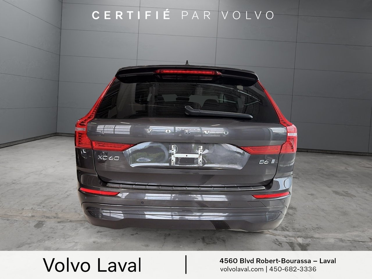2022 Volvo XC60 - Image 3