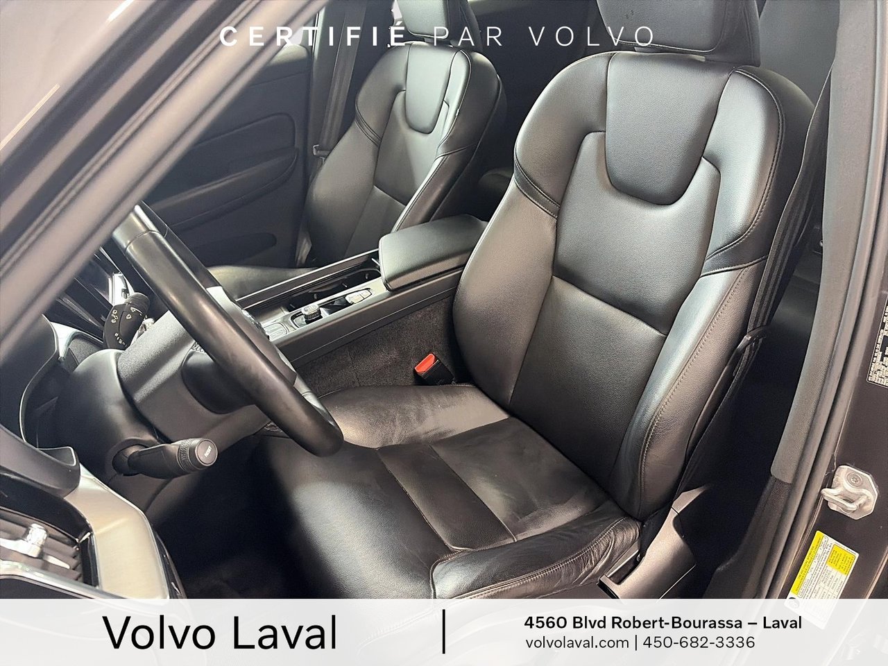 2022 Volvo XC60 - Image 8