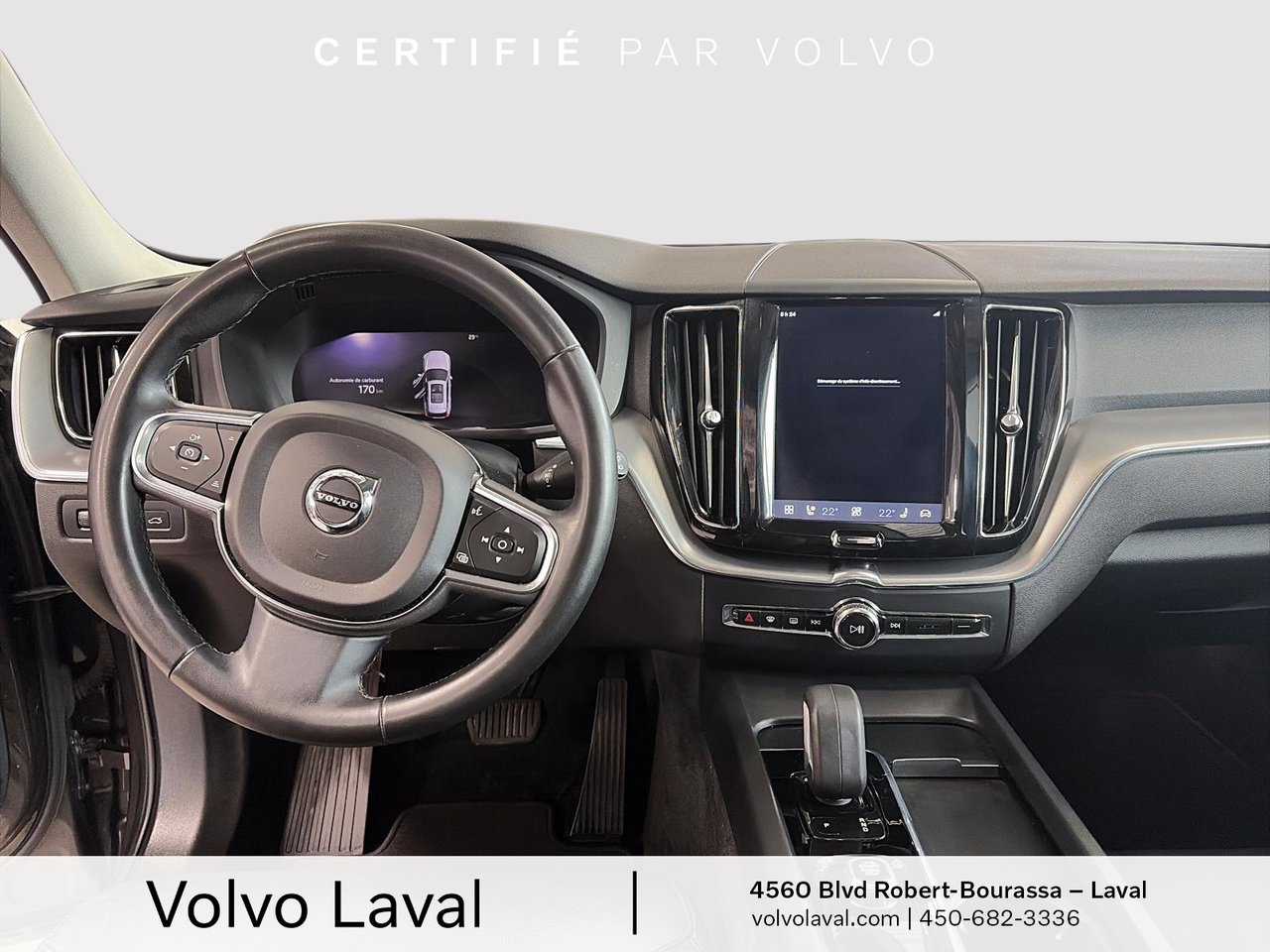 2022 Volvo XC60 - Image 9