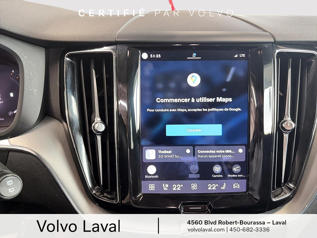 2022 Volvo XC60 - Image 13