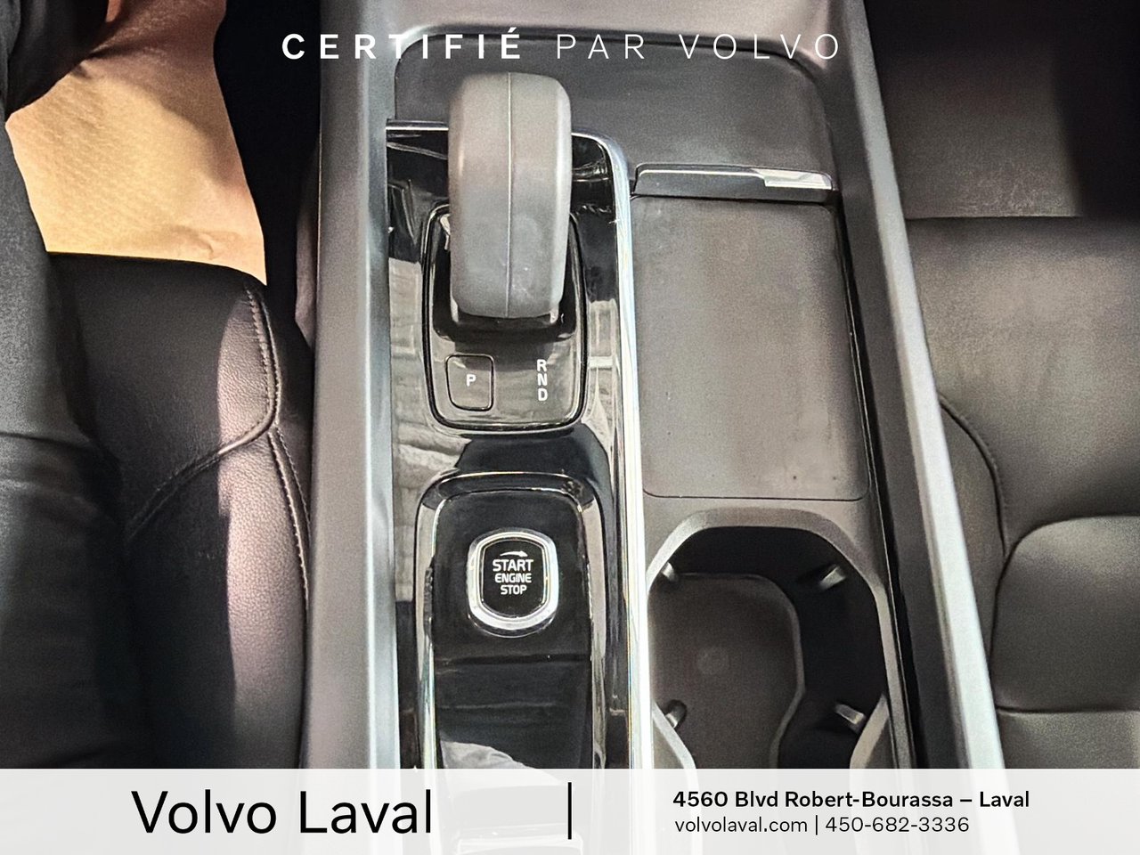 2022 Volvo XC60 - Image 14