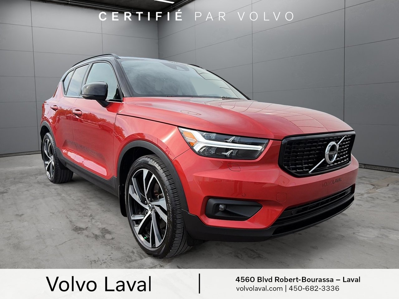 2022 Volvo XC40 - Image 3