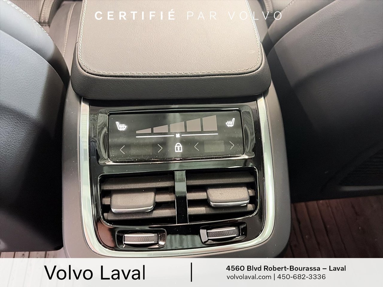 2025 Volvo XC90 Plug-In Hybrid - Image 19