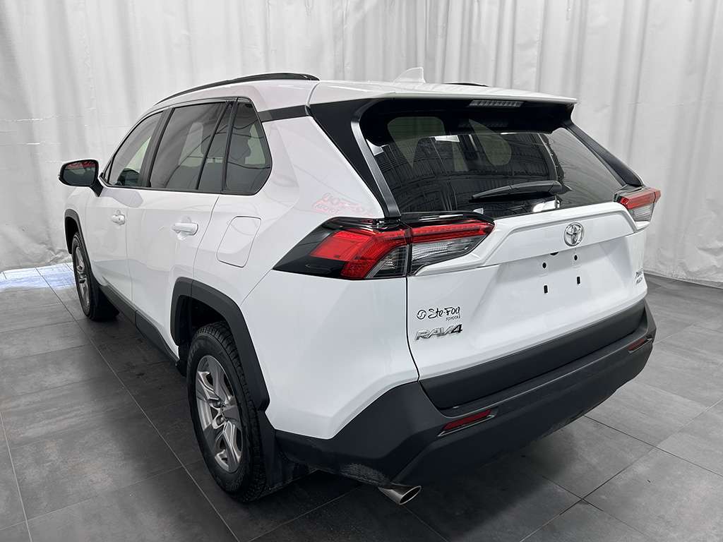 2023 Toyota Rav4 - Image 4