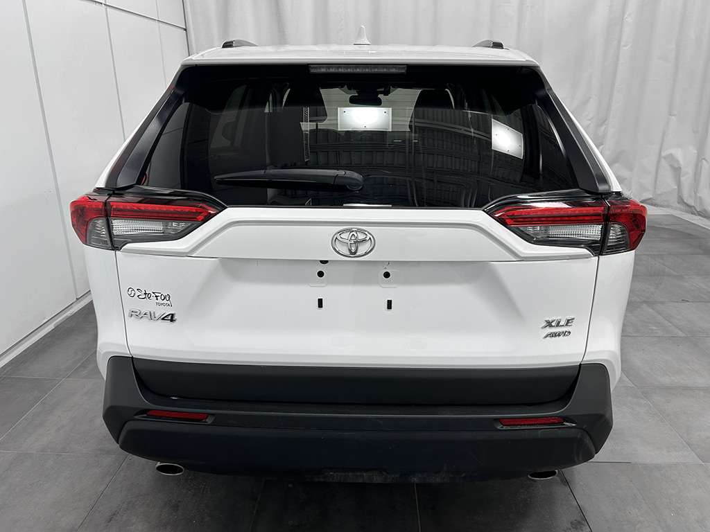 2023 Toyota Rav4 - Image 5