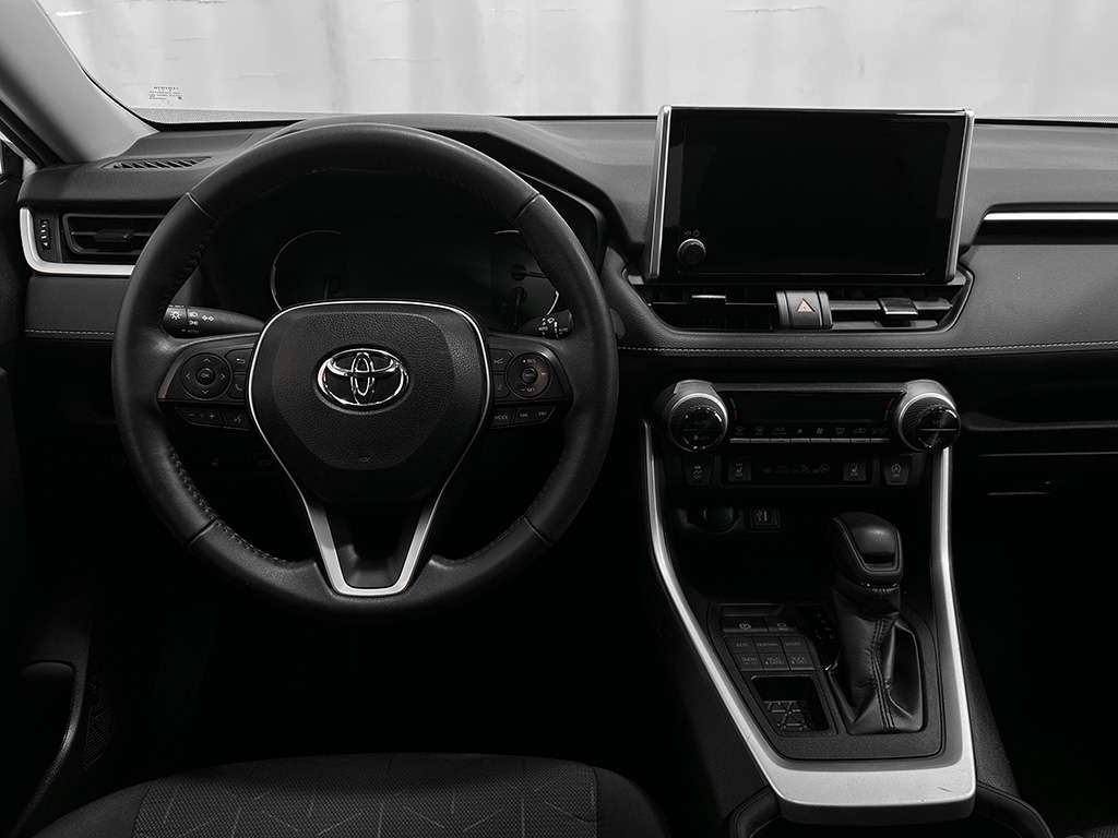 2023 Toyota Rav4 - Image 18