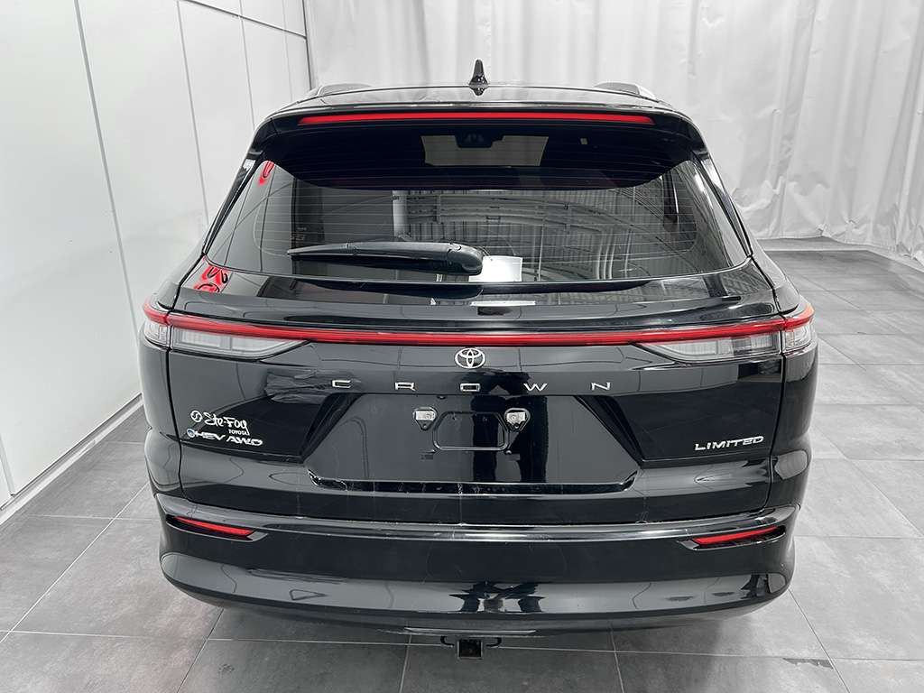 2025 Toyota Crown Signia - Image 5