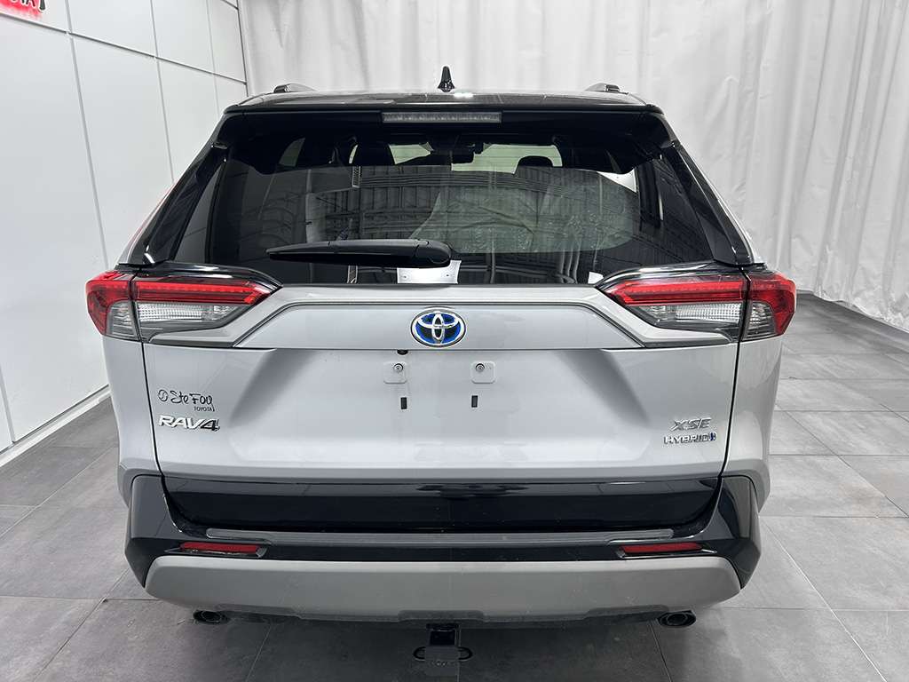 2023 Toyota Rav4 - Image 5