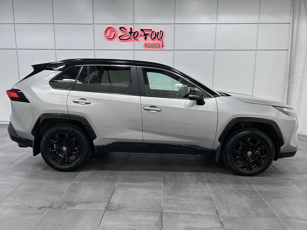 2023 Toyota Rav4 - Image 7