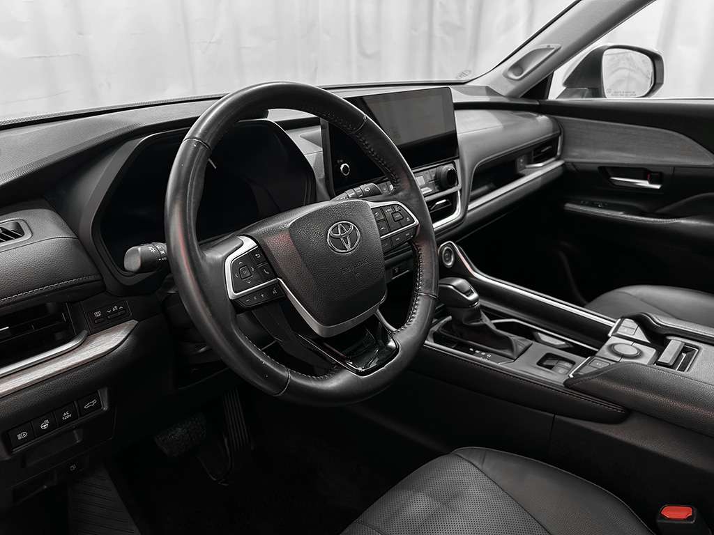 2024 Toyota Grand Highlander - Image 8