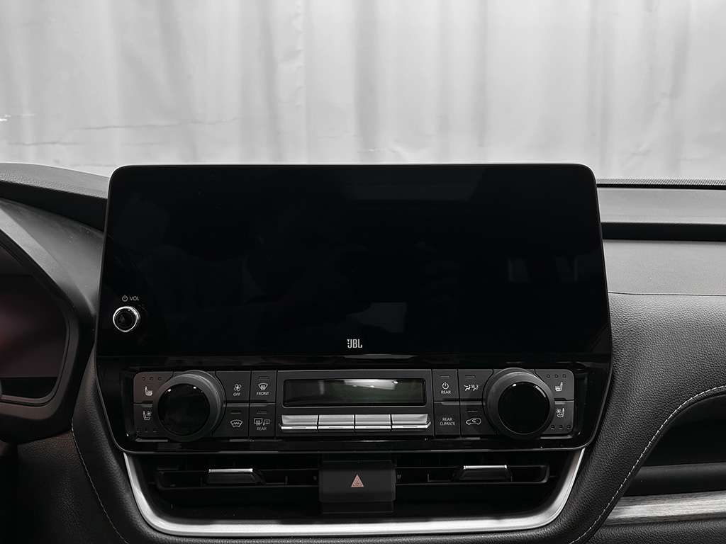 2024 Toyota Grand Highlander - Image 14