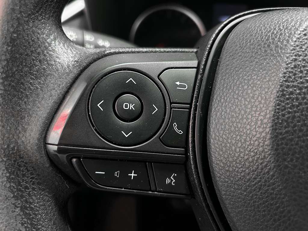 2022 Toyota Rav4 - Image 10