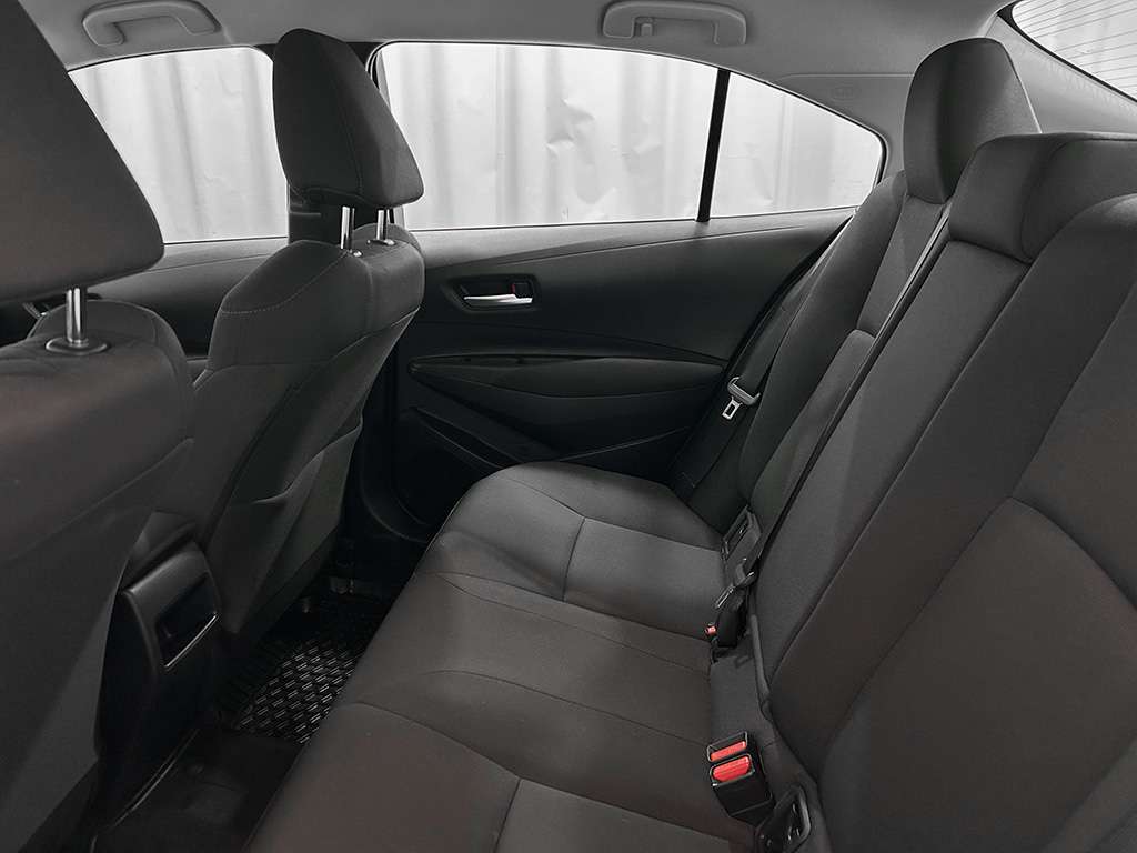 2021 Toyota Corolla - Image 17
