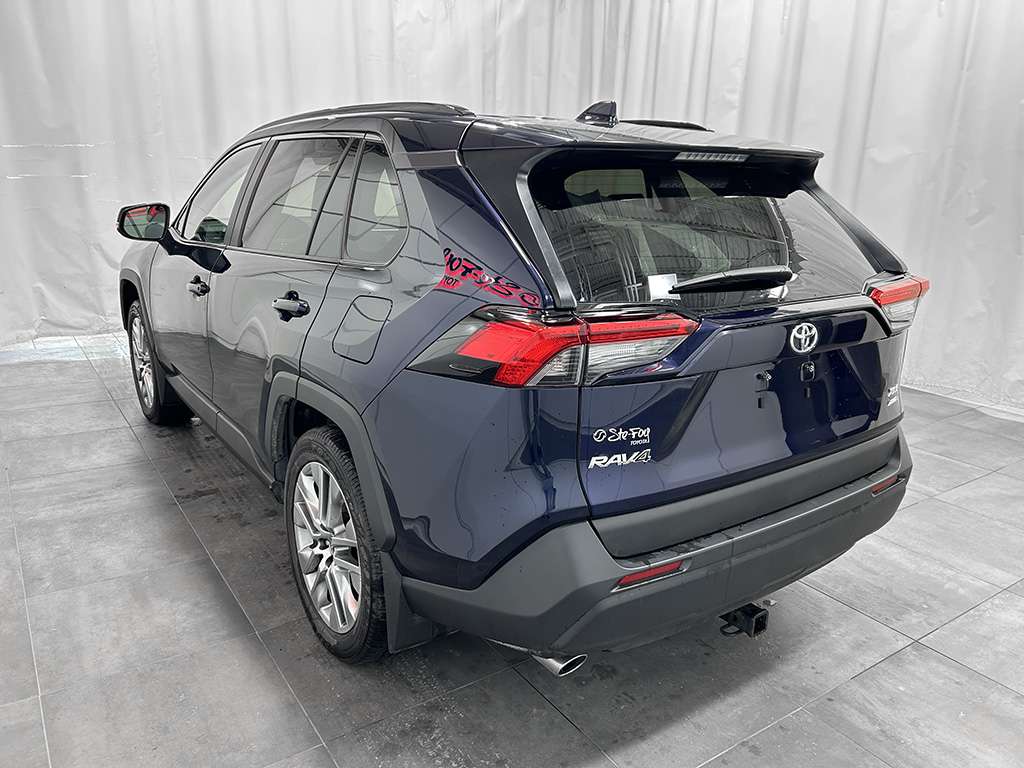 2023 Toyota Rav4 - Image 4